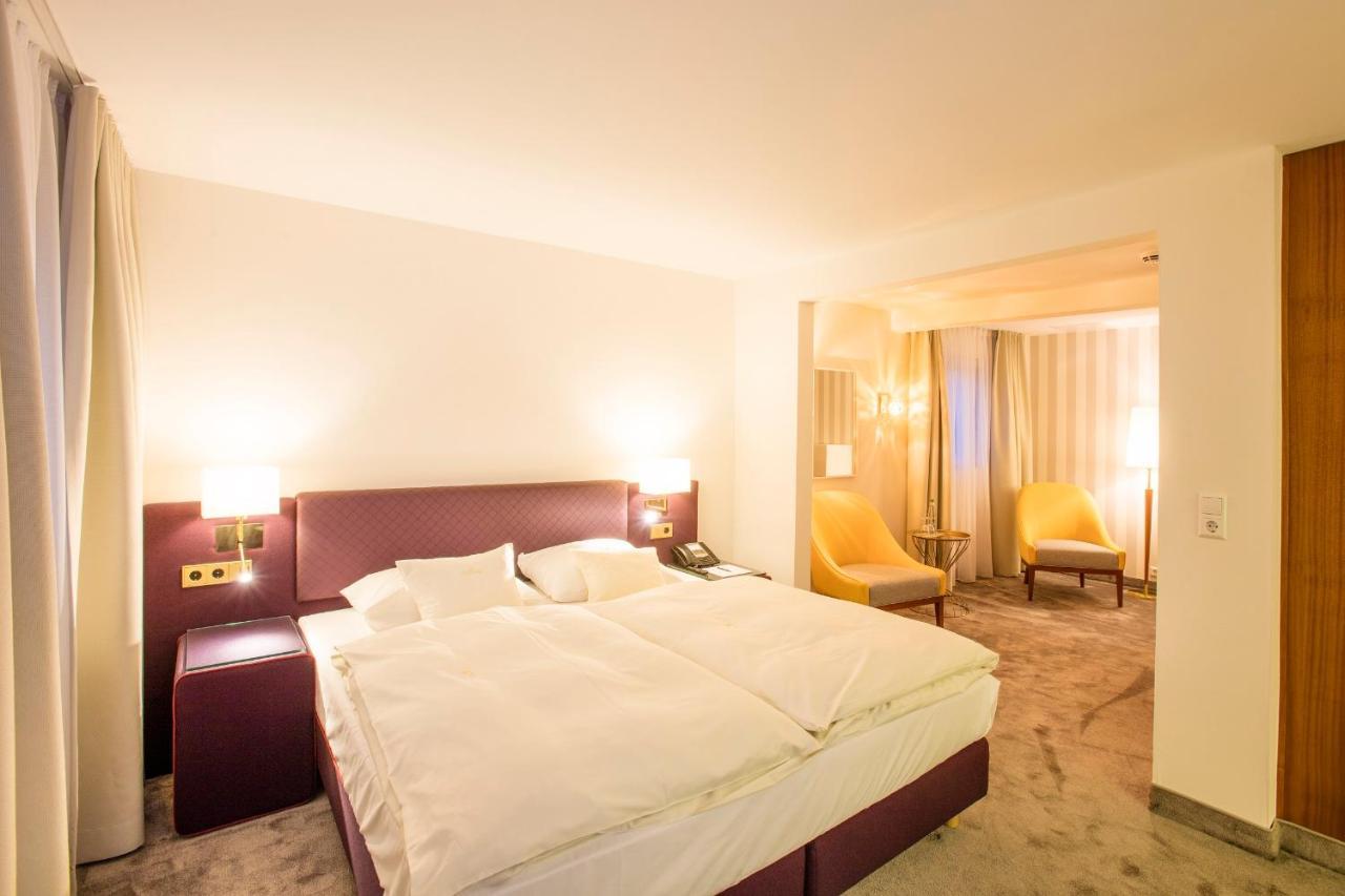Hotel Krone ****S Tübingen Extérieur photo