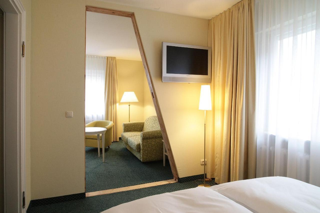 Hotel Krone ****S Tübingen Extérieur photo