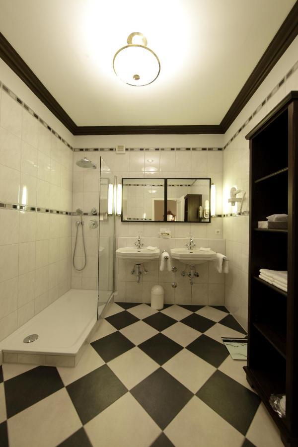 Hotel Krone ****S Tübingen Extérieur photo
