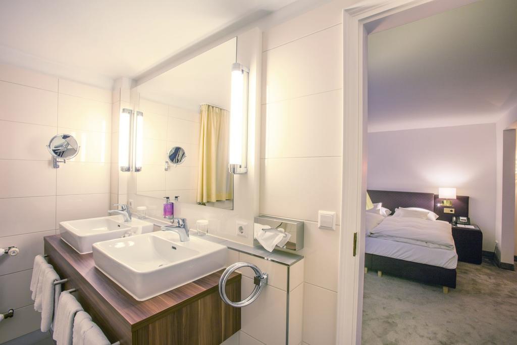 Hotel Krone ****S Tübingen Extérieur photo
